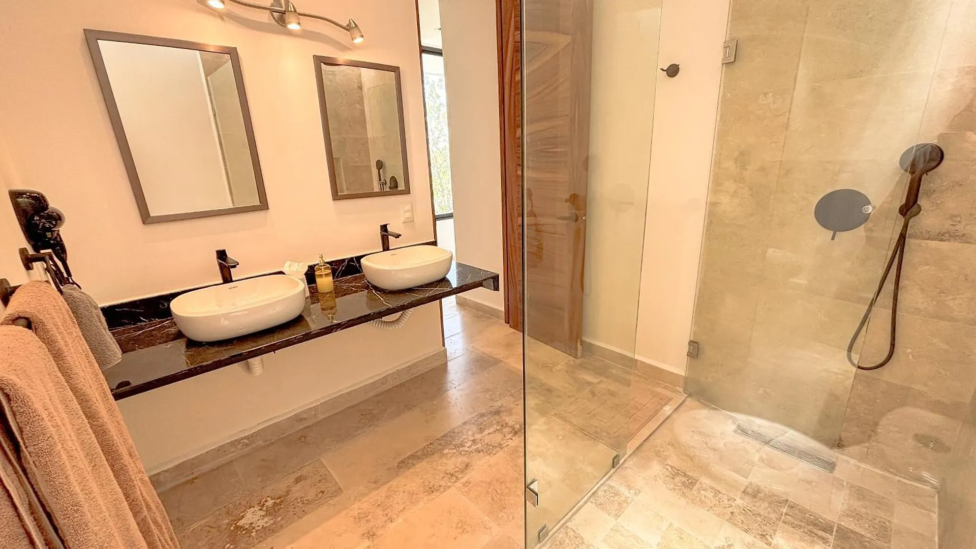 툴룸 Penthouse De Dos Pisos Con Alberca Privada En La Veleta 아파트